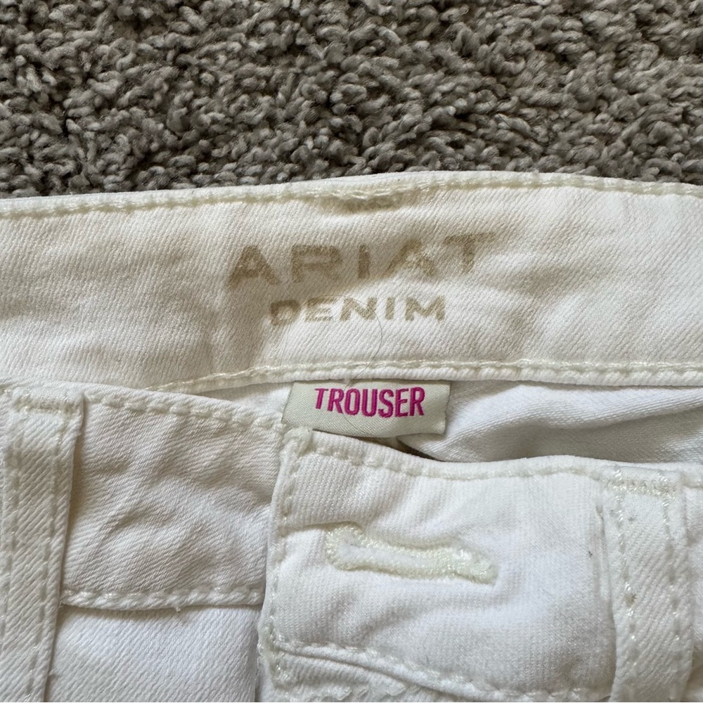 White Ariat Jeans - Picture 5 of 6